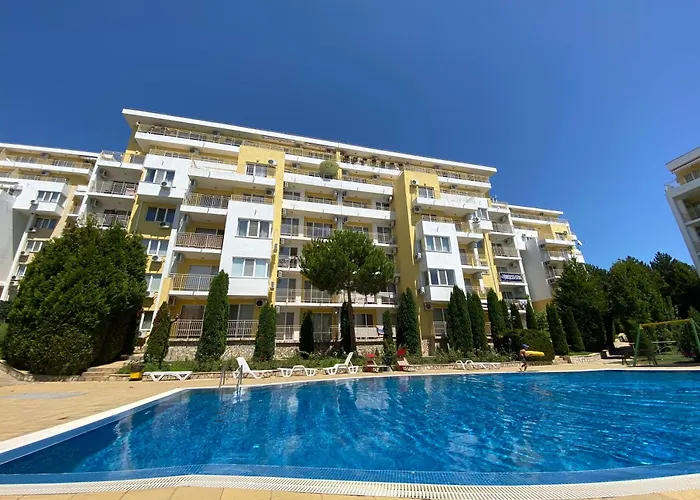 Sea View Panoramic Apartments, Noks Crown Club Apartment