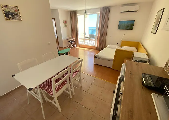 Apartment Sea View Panoramic Apartments, Noks Crown Club