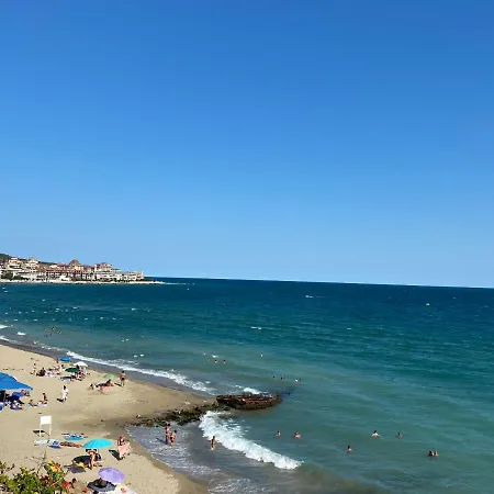 Sea View Panoramic Apartments, Fort Noks Crown Club Apartment