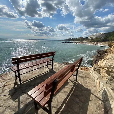 Apartment Sea View Panoramic Apartments, Fort Noks Crown Club *