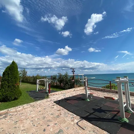 Apartment Sea View Panoramic Apartments, Fort Noks Crown Club