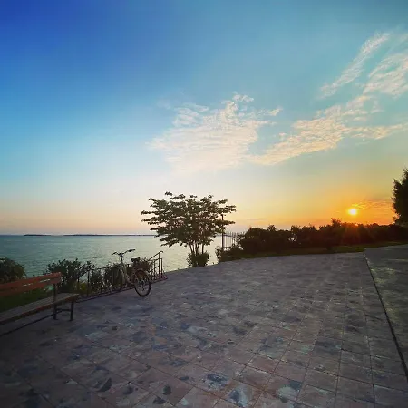 Sea View Panoramic Apartments, Noks Crown Club Свети-Влас