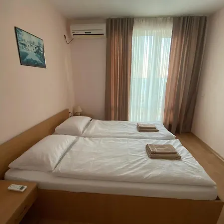 Sea View Panoramic Apartments, Noks Crown Club Апартаменты