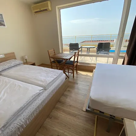 Sea View Panoramic Apartments, Noks Crown Club Apartment *