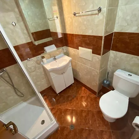 Sea View Panoramic Apartments, Noks Crown Club شقة