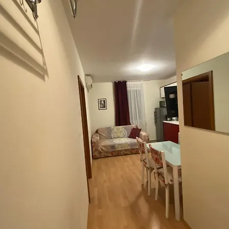 Sea View Panoramic Apartments, Noks Crown Club * سفيتي فلاس