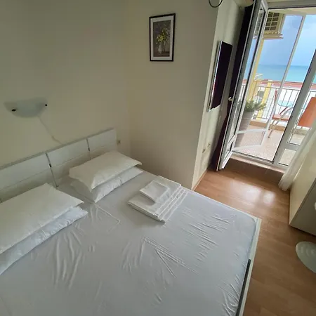Sea View Panoramic Apartments, Noks Crown Club Apartment