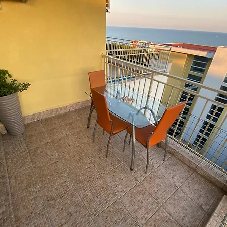 Sea View Panoramic Apartments, Noks Crown Club * سفيتي فلاس