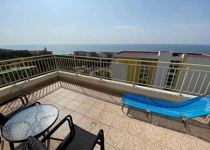 Sea View Panoramic Apartments, Noks Crown Club 公寓 *